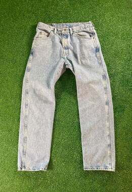 Wrangler Rugged Wear Light Wash Denim Jeans